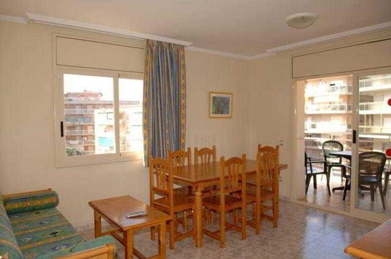 Apartamentos Palas سالو المظهر الخارجي الصورة