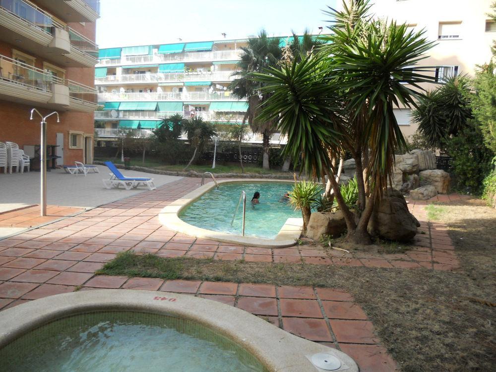 Apartamentos Palas سالو المظهر الخارجي الصورة