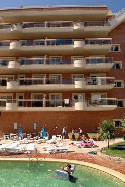Apartamentos Palas سالو المظهر الخارجي الصورة